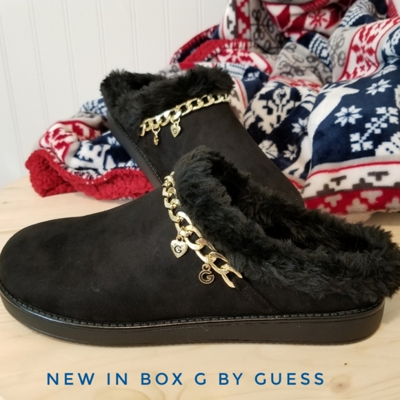G by Guess Shoes - G by Guess slip on slippers 8.5m new in box